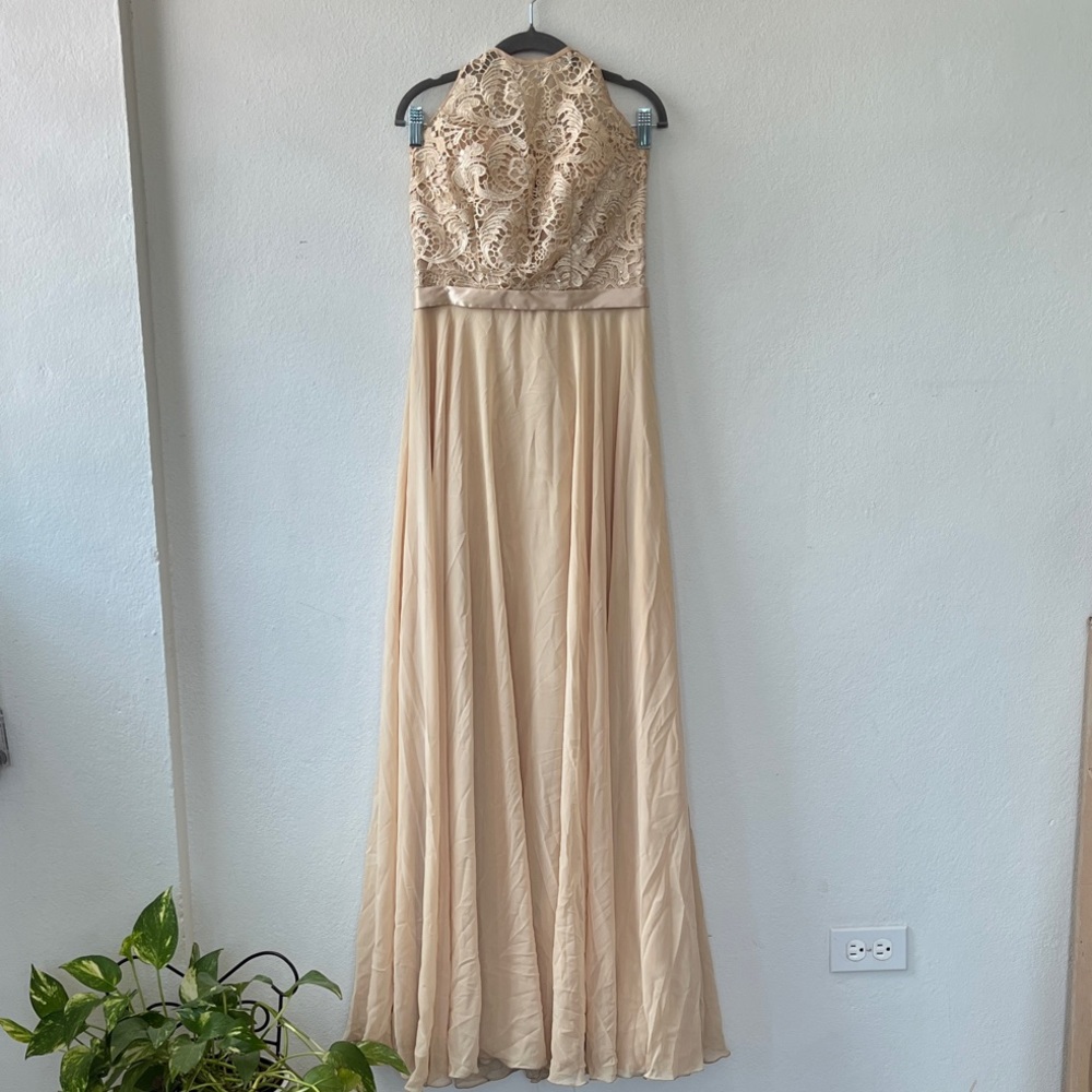 Elegant Cream Lace Halter Dress